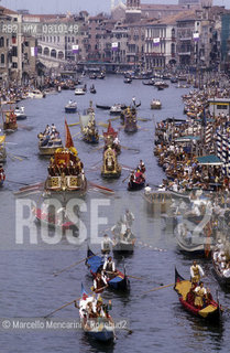 Venice, about 1990. Historical regatta along the Grand Canal / Venezia, 1990 circa. Regata storica sul Canal Grande - ©Marcello Mencarini/Rosebud2
