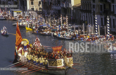 Venice, about 1990. Historical regatta along the Grand Canal / Venezia, 1990 circa. Regata storica sul Canal Grande - ©Marcello Mencarini/Rosebud2