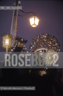 Venice Carnival, about 1990. Carnival costumes / Carnevale di Venezia, 1990 circa. Maschere - ©Marcello Mencarini/Rosebud2