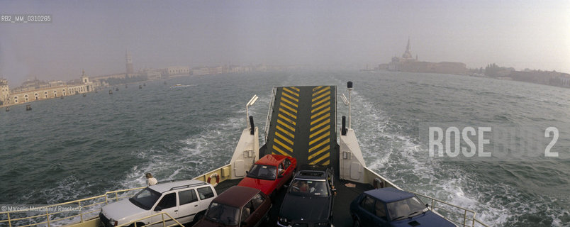 Venice, Ferry boat in St. Marks Basin / Venezia, Ferry boat nel Bacino di San Marco - ©Marcello Mencarini/Rosebud2