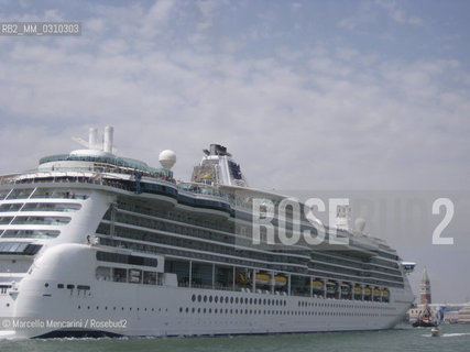 Venice, cruise ships in the basin of San Marco / Venezia, navi da crociera nel bacino di San Marco - ©Marcello Mencarini/Rosebud2