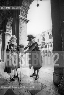 Venice Carnival 1981. Masks in St. Marks Square / Carnevale di Venezia 1981. Maschere in piazza San Marco - ©Marcello Mencarini/Rosebud2