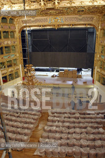Venice, November 24, 2003. Interior view of La Fenice Theater just restored / Venezia, 24 novembre 2003. Interno del Teatro La Fenice appena restaurato - ©Marcello Mencarini/Rosebud2