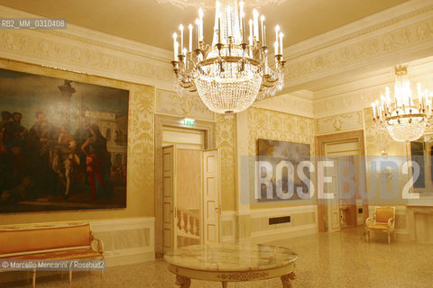 Venice, November 24, 2003. Interior view of La Fenice Theater just restored. Apollonian Halls / Venezia, 24 novembre 2003. Interno del Teatro La Fenice appena restaurato, Sale Apollinee - ©Marcello Mencarini/Rosebud2