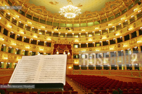 Venice, November 24, 2003. Interior view of La Fenice Theater just restored / Venezia, 24 novembre 2003. Interno del Teatro La Fenice appena restaurato - ©Marcello Mencarini/Rosebud2