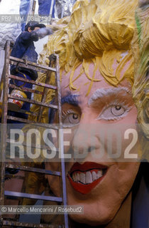 VIAREGGIO CARNIVAL, about 1987. Construction of a Carnival float dedicated to Madonna Louise Veronica Ciccone / CARNEVALE DI VIAREGGIO, 1987 circa. Costruzione di un carro allegorico dedicato a Madonna  Louise Veronica Ciccone - ©Marcello Mencarini/Rosebud2