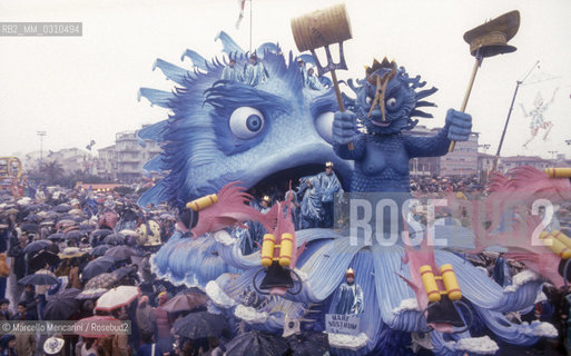 VIAREGGIO CARNIVAL, about 1987. Carnival float Mare Nostrum by Silvano Avanzini / CARNEVALE DI VIAREGGIO, 1987 circa. Carro allegorico Mare Nostrum - ©Marcello Mencarini/Rosebud2