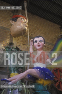 VIAREGGIO CARNIVAL, about 1987. Carnival floats / CARNEVALE DI VIAREGGIO, 1987 circa. Carri allegorici - ©Marcello Mencarini/Rosebud2