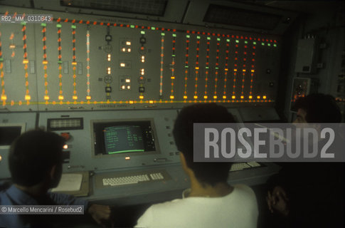 La Spezia Military Port. Italian Navy frigate ship ZEFIRO / La Spezia, Porto militare. La nave fregata della Marina italiana ZEFIRO - ©Marcello Mencarini/Rosebud2