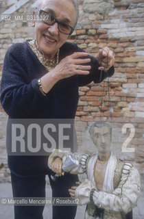 Margarethe Aicher, director of the Salzburger Maronettentheatre and granddaughter of the founder, 1998 / Margarethe Aicher, direttiice del Salzburger Maronettentheatre e nipote del fondatore - ©Marcello Mencarini/Rosebud2