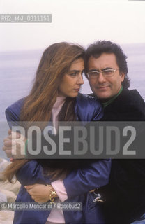 Sanremo Music Festival 1989. Italian pop singers Al Bano and Romina Power, at the Festival with the song Cara terra mia, posing on the beach in Sanremo / Festival di Sanremo 1989. I cantanti Al Bano e Romina Power, al Festival con la canzone terza classificata Cara Terra mia, posano sulla spiaggia di Sanremo - ©Marcello Mencarini/Rosebud2