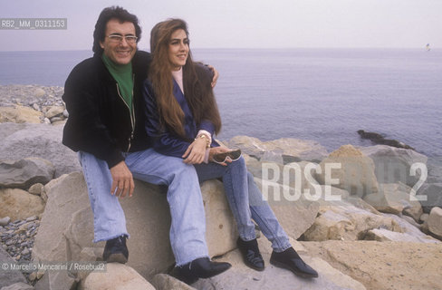 Sanremo Music Festival 1989. Italian pop singers Al Bano and Romina Power, at the Festival with the song Cara terra mia, posing on the beach in Sanremo / Festival di Sanremo 1989. I cantanti Al Bano e Romina Power, al Festival con la canzone terza classificata Cara Terra mia, posano sulla spiaggia di Sanremo - ©Marcello Mencarini/Rosebud2