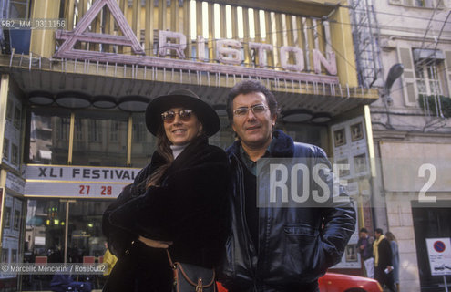 Sanremo Music Festival 1991. Italian pop singers Al Bano and Romina Power, at the Festival with the song Oggi sposi, posing in front of the Ariston Theater / Festival di Sanremo 1991. I cantanti Al Bano e Romina Power, al Festival con la canzone Oggi sposi, in posa davanti al teatro Ariston - ©Marcello Mencarini/Rosebud2