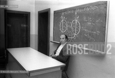 Italian sociologist Francesco Alberoni. Milan, 1982 / Francesco Alberoni, sociologo. Milan, 1982 - ©Marcello Mencarini/Rosebud2