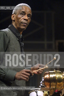Milan, Manzoni Theater, January 19, 2002. Roscoe Mitchell performing with Art Ensemble of Chicago / Milano, 19 gennaio 2002. Roscoe Mitchell in concerto con lArt Ensemble of Chicago - ©Marcello Mencarini/Rosebud2