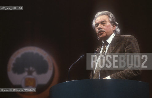 Literary critic Alberto Asor Rosa at XXth Rimini congress in February 1991, when Italian Communist Party changed its name to Democratic Party of the Left / Il critico letterario Alberto Asor Rosa al XX° Congresso del PCI-PDS che si tenne a Rimini nel 1991, quando il Partito Comunista Italiano divenne Partito Democratico della Sinistra (PDS) - ©Marcello Mencarini/Rosebud2
