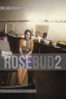 Nizza, about 1984. American folk singer songwriter Joan Baez in her dressing room after performing / Nizza, 1984 circa. La cantautrice folk Joan Baez nel suo camerino dopo un concerto - ©Marcello Mencarini/Rosebud2
