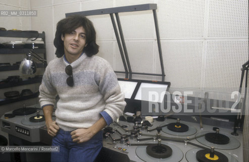 Rome, 1979. Italian pop singer and songwriter Claudio Baglioni in a recording studio / Roma, 1979. Il cantante Claudio Baglioni in uno studio di registrazione - ©Marcello Mencarini/Rosebud2