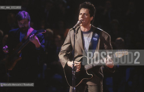 Rome, 1991. Italian singer and songwriter Claudio Baglioni performing / Roma, 1991. Il cantante Claudio Baglioni in concerto - ©Marcello Mencarini/Rosebud2