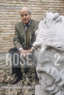 Venice, 1998. Italian art and literature critic Renato Barilli / Venezia, 1998. Il critico darte e letterario Renato Barilli - ©Marcello Mencarini/Rosebud2