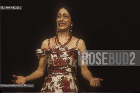 Rome, 1982. Theater actress Concetta Barraacting in a show / Roma, 1982. Lattrice di teatro Concetta Barra nel suo camerino urante uno spettacolo - ©Marcello Mencarini/Rosebud2