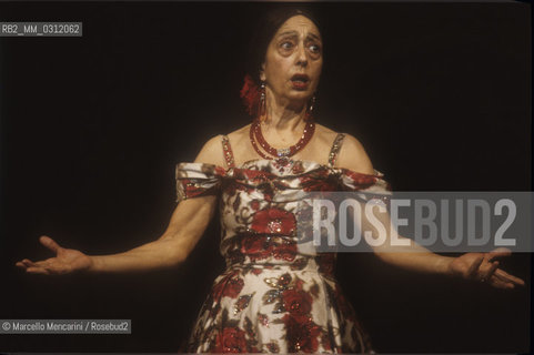 Rome, 1982. Theater actress Concetta Barraacting in a show / Roma, 1982. Lattrice di teatro Concetta Barra nel suo camerino urante uno spettacolo - ©Marcello Mencarini/Rosebud2
