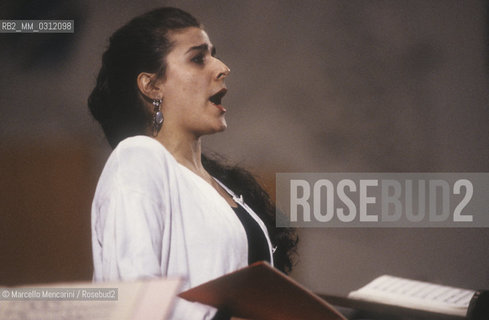 Rome, 1992. Opera singer Cecilia Bartoli performing / Roma, 1992. La cantante lirica Cecilia Bartoli in concerto - ©Marcello Mencarini/Rosebud2