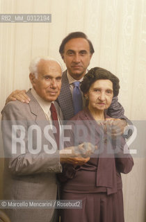 Catania, 1985. Italian TV presenter Pippo Baudo and his parents Giovanbattista Baudo and Innocenza Interlenghi / Catania, 1985. Il presentatore TV Pippo Baudo e i suoi genitori, Giovanbattista Baudo e Innocenza Interlenghi - ©Marcello Mencarini/Rosebud2