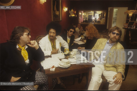 Paris, 1985. Italian musicians Tullio De Piscopo, James Senese, Eugenio Bennato, and Tony Esposito, in Paris to attend the event Touche pas à mon pote organized by SOS Racisme / Parigi, 1985. I musicisti Tullio De Piscopo, James Senese, Eugenio Bennato e Tony Esposito, a Parigi per partecipare alla manifestazione Touche pas à mon pote organizzata da SOS Racisme - ©Marcello Mencarini/Rosebud2
