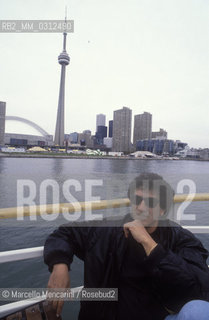 Toronto, 1990. Italian singer-songwriter Eugenio Bennato / Toronto, 1990. Il cantautore Eugenio Bennato - ©Marcello Mencarini/Rosebud2
