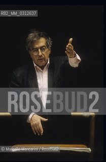 Siena 1995. Italian composer Luciano Berio conducting / Siena 1995. Il compositore Luciano Berio mentre dirige - ©Marcello Mencarini/Rosebud2
