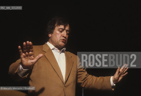 Italian composer Luciano Berio conducting (about 1982)  / Il compositore Luciano Berio mentre dirige (1982 circa) - ©Marcello Mencarini/Rosebud2
