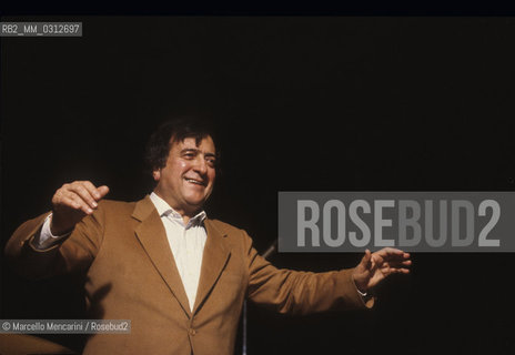 Italian composer Luciano Berio conducting (about 1982)  / Il compositore Luciano Berio mentre dirige (1982 circa) - ©Marcello Mencarini/Rosebud2