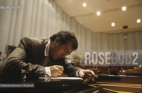 Rome, RAI Auditorium, about 1980. Italian composer Luciano Berio / Roma, Auditorium RAI, 1980 circa. Il compositore Luciano Berio - ©Marcello Mencarini/Rosebud2