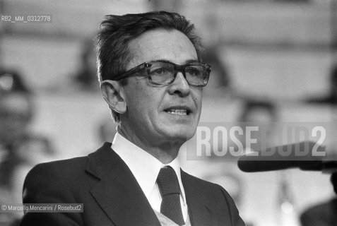 Rome, 1979, 15th National Congress of the Italian Communist Party. Secretary Enrico Berlinguer making a speach / Roma, 1979. XXv° Congresso del partito Comunista Italiano. Il segretario Enrico Berlinguer mentre fa un discorso - ©Marcello Mencarini/Rosebud2