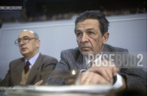 Rome, 1979, 15th National Congress of the Italian Communist Party. Member of the party Giorgio Napolitano and secretary of the same party Enrico Berlinguer (1979) / Roma, 1979. XXv° Congresso del Partito Comunista Italiano. Giorgio Napolitano, membro el partito, e il segretario Enrico Berlinguer (1979) - ©Marcello Mencarini/Rosebud2