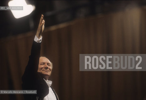 Israeli conductor Gary Bertini performing (1995) / Il direttore dorchestra Gary Bertini durante un concerto (1995) - ©Marcello Mencarini/Rosebud2