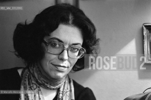 Italian poet Mariella Bettarini in her home (1980) / La poetessa Mariella Bettarini nella sua casa (1980) - ©Marcello Mencarini/Rosebud2