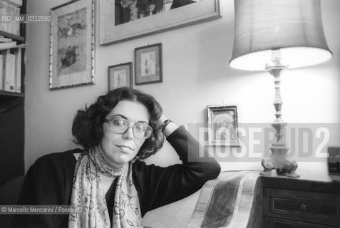 Italian poet Mariella Bettarini in her home (1980) / La poetessa Mariella Bettarini nella sua casa (1980) - ©Marcello Mencarini/Rosebud2