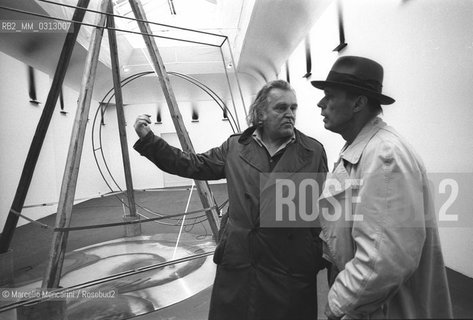 Artists MARIO MERZ and  JOSEPH BEUYS at Biennial Exhibition of Contemporary Art in Venice, 1980 / MARIOMERZ e JOSEPH BEUYS, artisti, alla Biennale dArte di Venezia, 1980 ©Marcello Mencarini/Rosebud2
