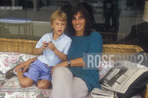 Capri, 1995. Italian journalist and movie critic Irane Bignardi and her son Giovanni Cassinelli / Capri, 1995. La giornalista e critica letteraria Irene Bignardi - ©Marcello Mencarini/Rosebud2