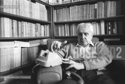 Milan, 1980. Italian literary critic Carlo Bo in his home / Milano, 1980. Il critico letterario Carlo Bo nella sua casa - ©Marcello Mencarini/Rosebud2