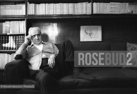 Milan, 1980. Italian literary critic Carlo Bo in his home / Milano, 1980. Il critico letterario Carlo Bo nella sua casa - ©Marcello Mencarini/Rosebud2