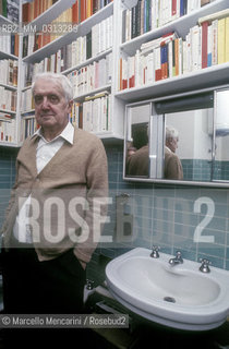 Milan, 1980. Italian literary critic Carlo Bo in his home / Milano, 1980. Il critico letterario Carlo Bo nella sua casa - ©Marcello Mencarini/Rosebud2