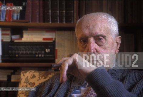 Milan, 1995. Italian literary critic Carlo Bo in his home / Milano, 1995. Il critico letterario Carlo Bo nella sua casa - ©Marcello Mencarini/Rosebud2