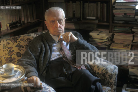 Milan, 1995. Italian literary critic Carlo Bo in his home / Milano, 1995. Il critico letterario Carlo Bo nella sua casa - ©Marcello Mencarini/Rosebud2