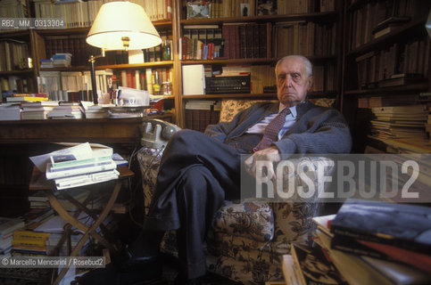 Milan, 1995. Italian literary critic Carlo Bo in his home / Milano, 1995. Il critico letterario Carlo Bo nella sua casa - ©Marcello Mencarini/Rosebud2