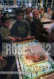 Torre del Lago (Lucca), September 22, 2001. Andrea Bocellis sons at his birthday party / Torre del Lago (Lucca), 22 settembre 2001. I figli di Andrea Bocelli alla sua festa d compleanno - ©Marcello Mencarini/Rosebud2