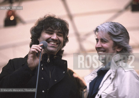 San Giovanni Rotondo (Foggia), 29 April 2000. Andrea Bocelli and his manager Michele Torpedine during the rehearsal of the concert on occasion of the first anniversary of the beatification of Padre Pio / San Giovanni Rotondo (Foggia), 29 aprile 2000. Andrea Bocelli e il suo manager Michele Torpedine durante le prove del concerto in occasione del primo anniversario della beatificazione di Padre Pio - ©Marcello Mencarini/Rosebud2