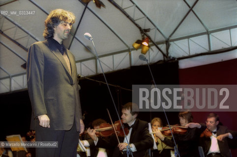 San Giovanni Rotondo (Foggia), 29 April 2000. Andrea Bocelli performing the concert on occasion of the first anniversary of the beatification of Padre Pio / San Giovanni Rotondo (Foggia), 29 aprile 2000. Andrea Bocelli durante il concerto per il primo anniversario della beatificazione di Padre Pio - ©Marcello Mencarini/Rosebud2